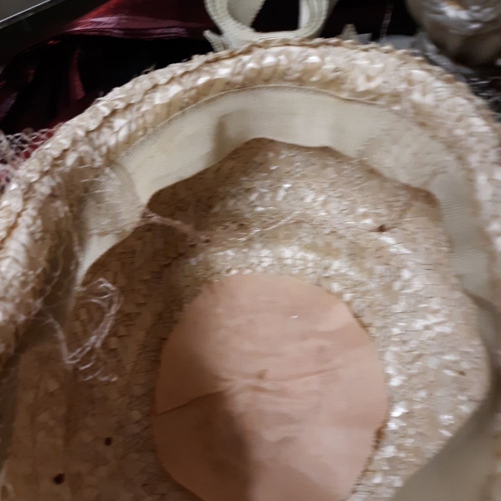 Hat - Picture 4 of 4